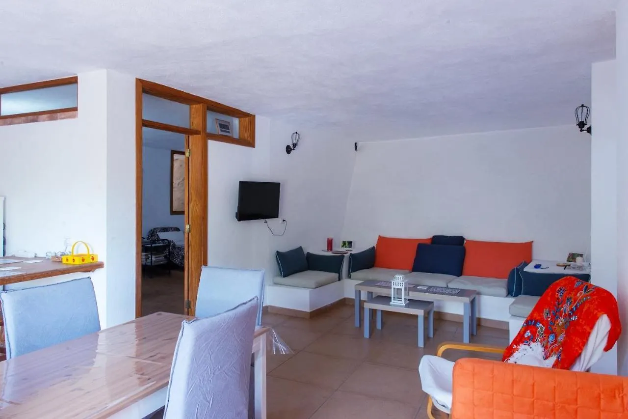 Holiday home Apartments On An Organic Farm By The Coast, Frontera