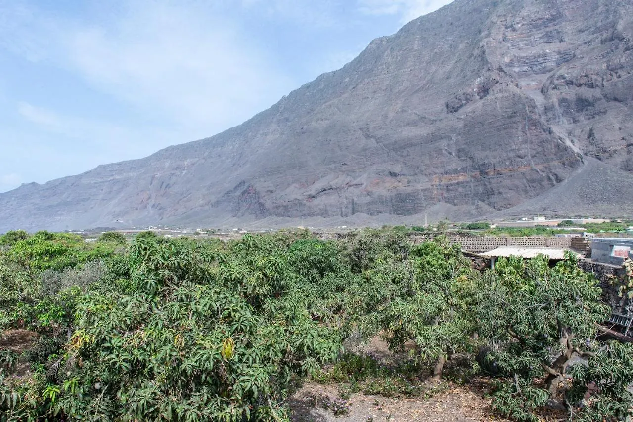 Apartments On An Organic Farm By The Coast, Frontera Holiday home