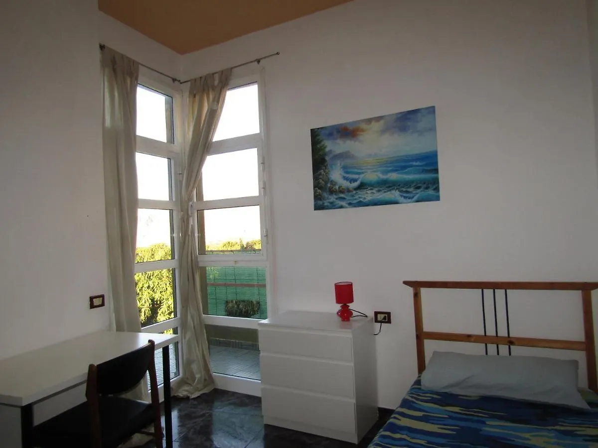 Apartments On An Organic Farm By The Coast, La Frontera 0*,  España